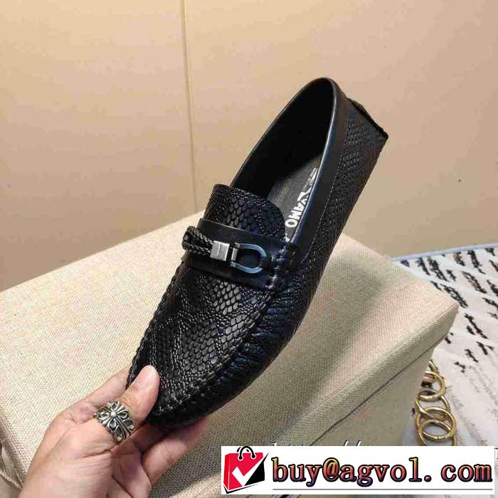 今年の流行りファション サルヴァトーレフェラガモ【2019秋冬トレンド】押さえておきたい  FERRAGAMO 秋にこれがはやりそうローファー
