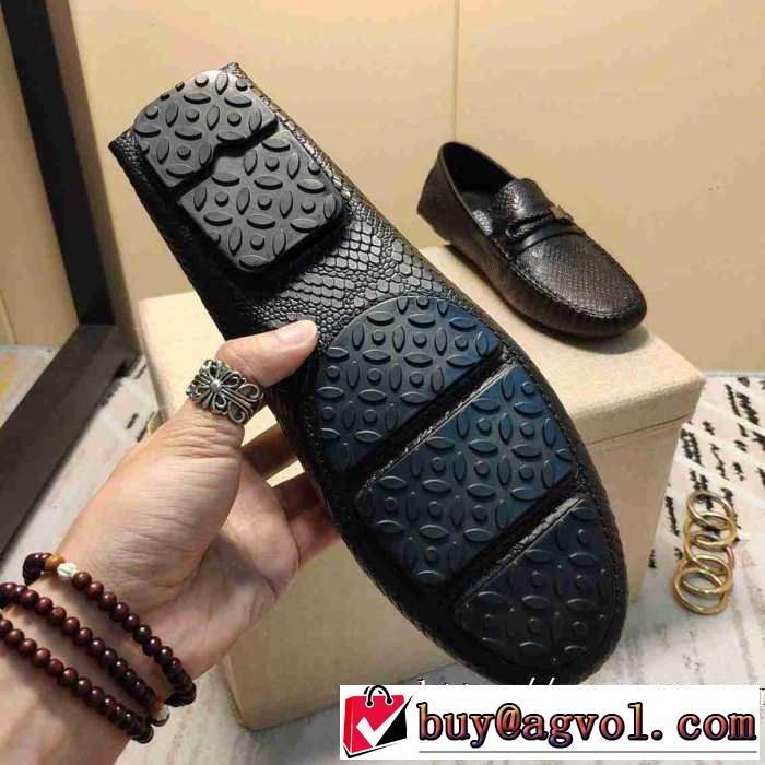 今年の流行りファション サルヴァトーレフェラガモ【2019秋冬トレンド】押さえておきたい  FERRAGAMO 秋にこれがはやりそうローファー