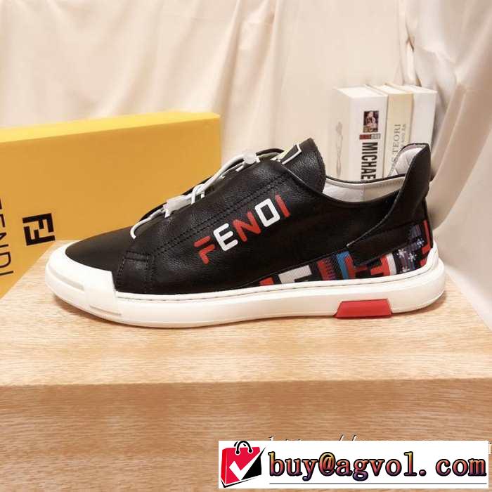 ランニングシューズ とにかく完璧ブランド新作 フェンディ 秋服コーデ2019年版 FENDI 大胆なチェックの人気トレンド