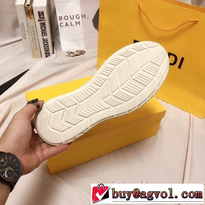 FENDI  ファッショントレンドを早速チェック 最速2019秋冬トレンドブランド フェンディ最高にCOOL秋冬新作 ランニングシューズ