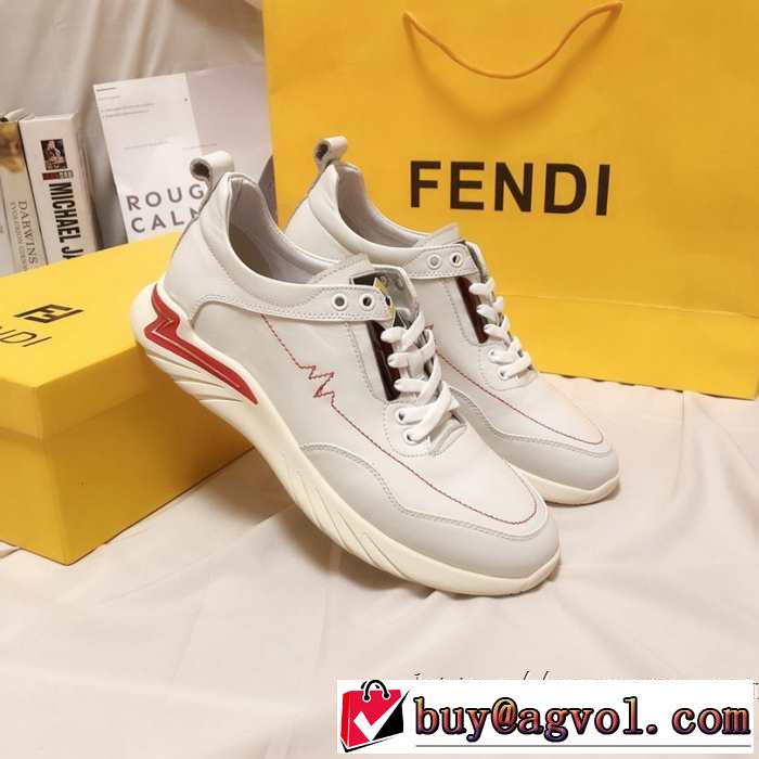 ランニングシューズ 今年らしい新しい人気色 フェンディ【2019秋冬】今きてる最先端ブランド  FENDI 現在流行中のおすすめ人気