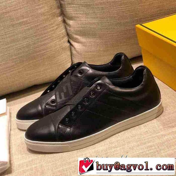 ランニングシューズ おススメの秋冬アイテムをCHECK フェンディ FENDI2019トレンドファッション新品 今季トレンドをうまく取り