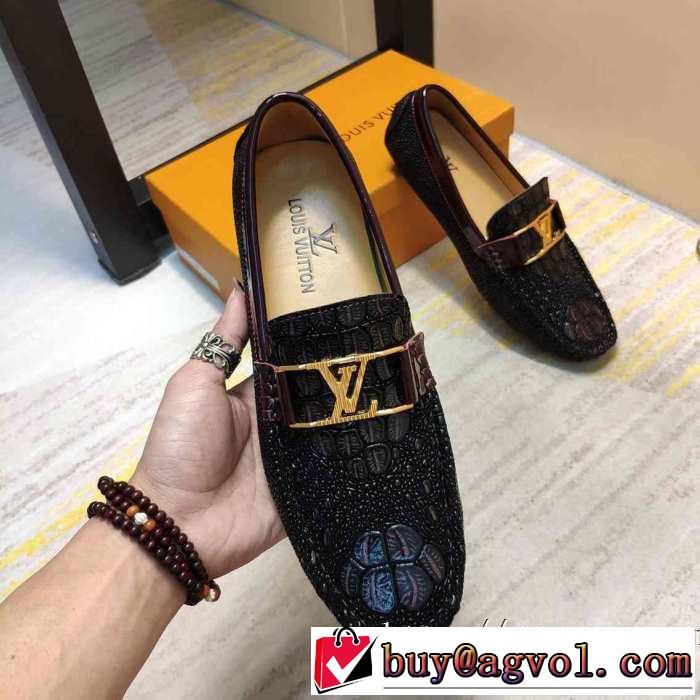 おしゃれ感度が高い秋冬トレンド ルイ ヴィトン寒い季節トレンド上品 LOUIS VUITTON ローファー 先取り 2019/2020秋冬ファッション