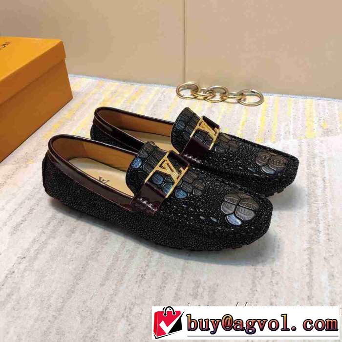 おしゃれ感度が高い秋冬トレンド ルイ ヴィトン寒い季節トレンド上品 LOUIS VUITTON ローファー 先取り 2019/2020秋冬ファッション
