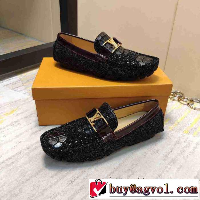 おしゃれ感度が高い秋冬トレンド ルイ ヴィトン寒い季節トレンド上品 LOUIS VUITTON ローファー 先取り 2019/2020秋冬ファッション