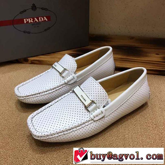 カジュアルシューズ 2019年春夏のトレンドアイテム 春夏の流行りトップス プラダ PRADA