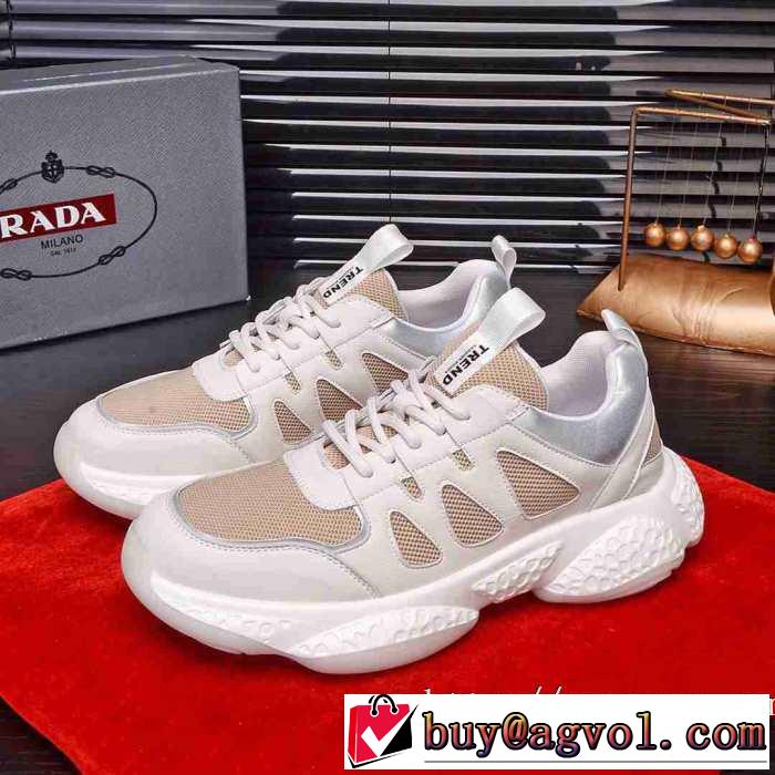 PRADA 今季トレンド新作はこれ ランニングシューズ 秋冬に大注目のカラー プラダ 速報！2019年秋ファッショントレンド