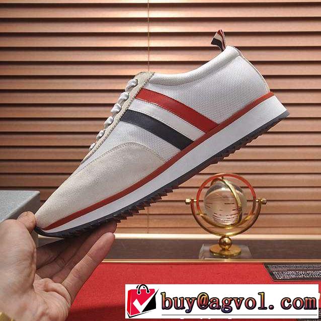 2019春夏の大注目トレンド 3色可選 ランニングシューズ THOM BROWNE トムブラウン春夏シンプルファッションでOK！