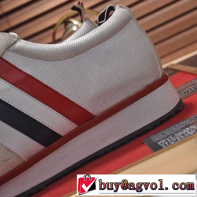 2019春夏の大注目トレンド 3色可選 ランニングシューズ THOM BROWNE トムブラウン春夏シンプルファッションでOK！