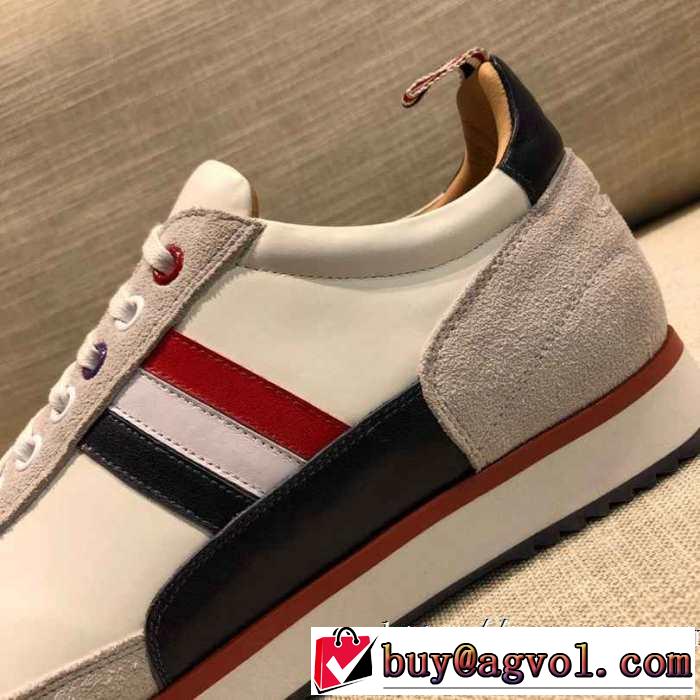ランニングシューズ 絶対おさえるべきカラーと最新 トムブラウン やっぱり優しい色 THOM BROWNE 最新秋冬トレンドをチェック！2019-20秋冬