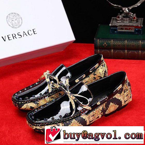 今年流大人っぽさ 2019年の春夏に着たい 通勤の定番 VERSACE ヴェルサーチ カジュアルシューズ 2色可選