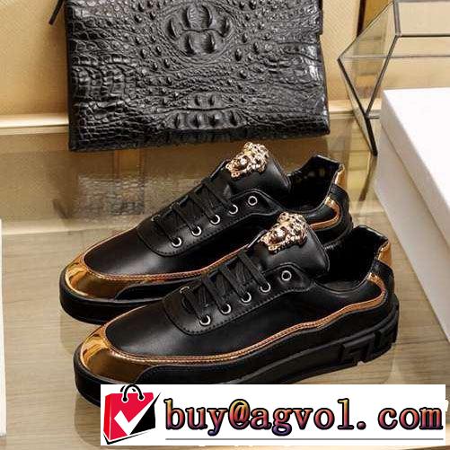 2色可選 春夏の流行り2019新品 VERSACE ヴェルサーチ カジュアルシューズ 春夏シンプルファッションでOK！