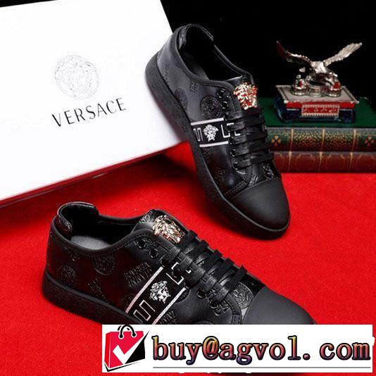 VERSACE ヴェルサーチ カジュアルシューズ 春夏らしい爽やかさ 2019春夏トレンドアイテム きちんと感をプラス