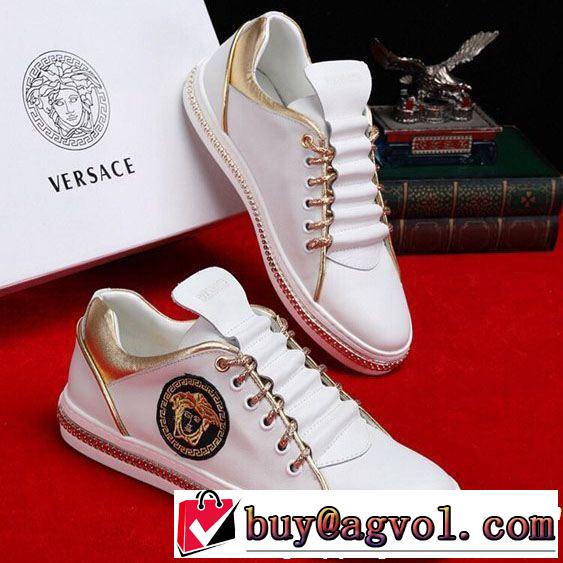 海外セレブは大人気 2019年夏の一押しファッションアイテム VERSACE ヴェルサーチ カジュアルシューズ 2色可選
