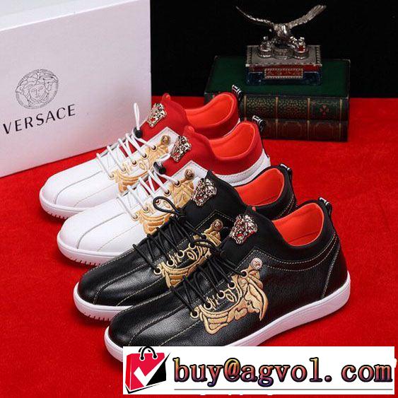 2色可選 カジュアルシューズ 2019年の夏のマスト 今季トレンドの限定アイテム VERSACE ヴェルサーチ