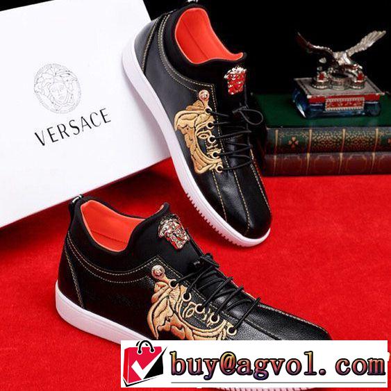 2色可選 カジュアルシューズ 2019年の夏のマスト 今季トレンドの限定アイテム VERSACE ヴェルサーチ