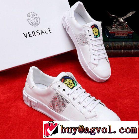 柔らかい印象に上質 2019春夏のトレンド新商品 VERSACE ヴェルサーチ 2色可選 カジュアルシューズ