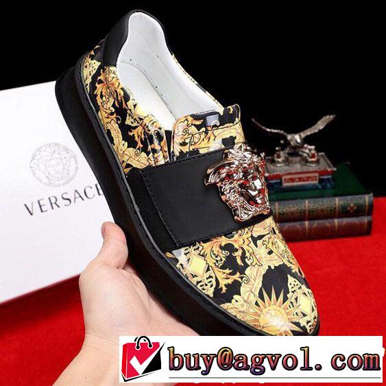 カジュアルシューズ  VERSACE ヴェルサーチ ブランドの話題の新作も！ 大人カジュアル夏ファッション2019