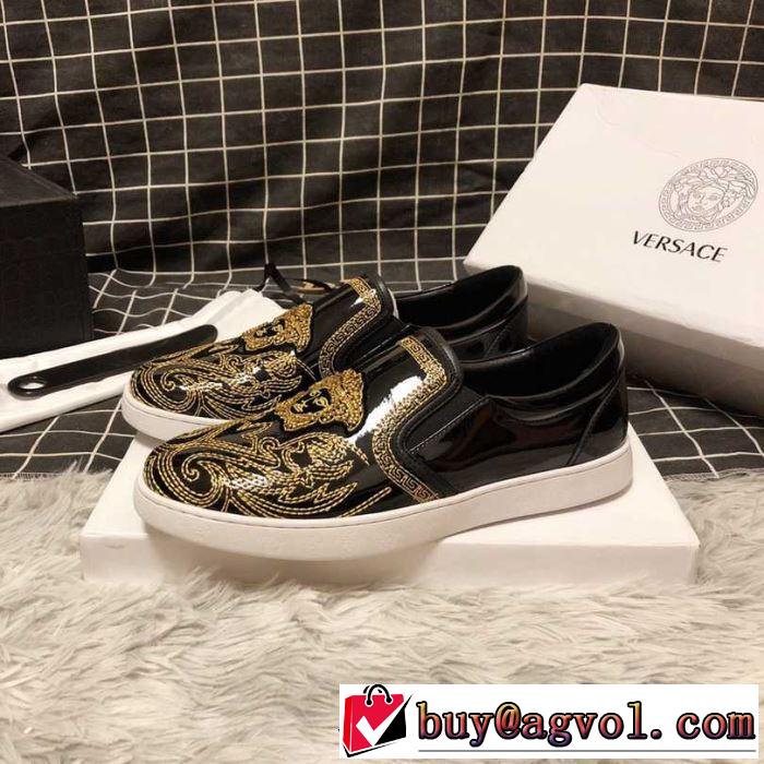 オススメしたい最新注目ファション 2019春夏も引き続きトレンド ヴェルサーチ VERSACE カジュアルシューズ