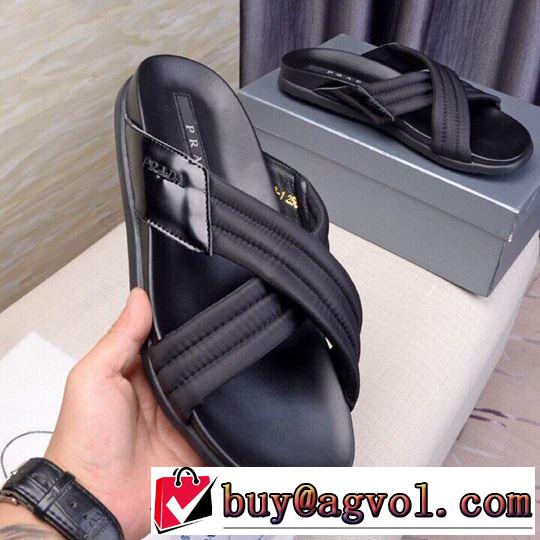 夏のコーデには欠かせない サンダル リラックス感のある着こなし プラダ PRADA 2019夏ファション新品 