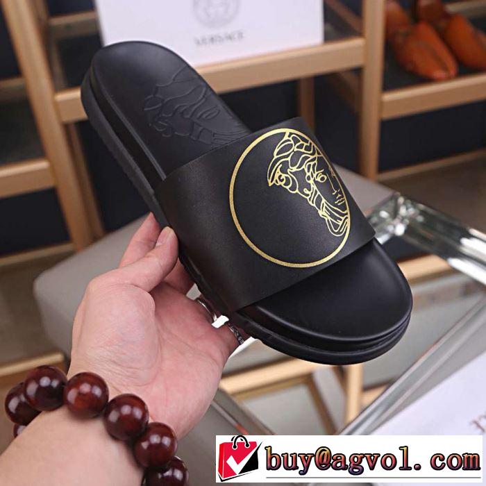 2019夏ファション新品 サンダル リラックス感のあるゆったり  ヴェルサーチVERSACE 抜け感スゴイ 