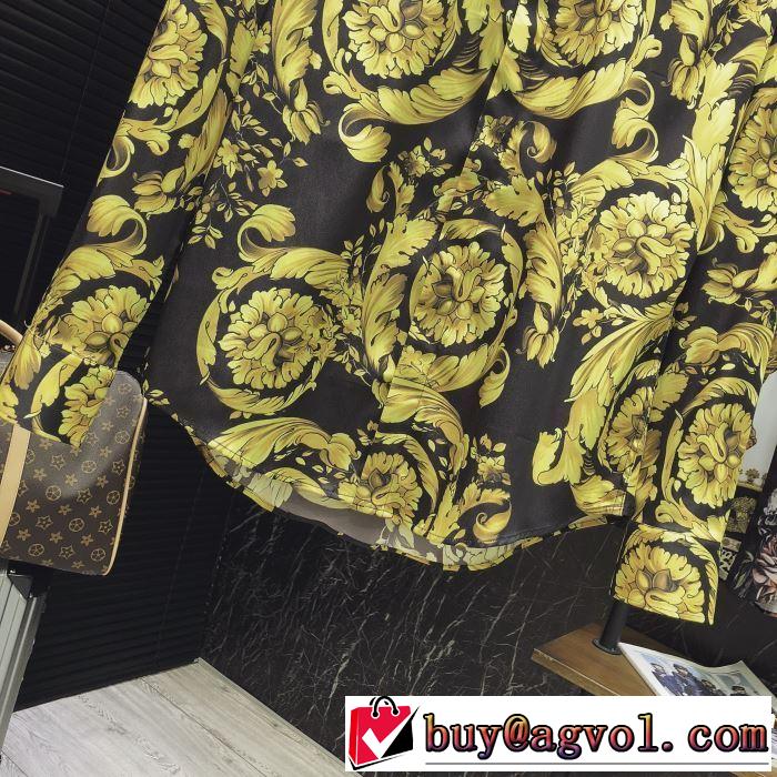 2019春夏も引き続き人気セール ヴェルサーチVERSACE 長袖 /ロンT/ロングT/ロングTシャツ 甘過ぎず大人な印象に