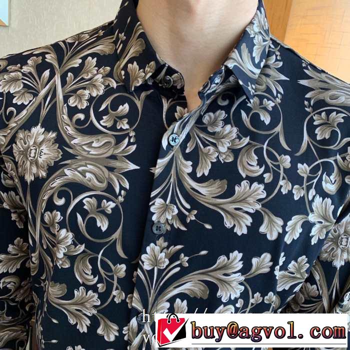 2019-20秋冬トレンドファッション 今から取り入れられるトレンド ヴェルサーチ VERSACE シャツ