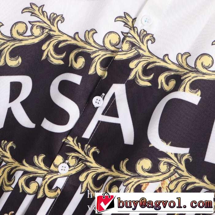 シャツ 最重要！2019秋冬トレンド 絶対おさえるべきカラーと最新 ヴェルサーチ VERSACE