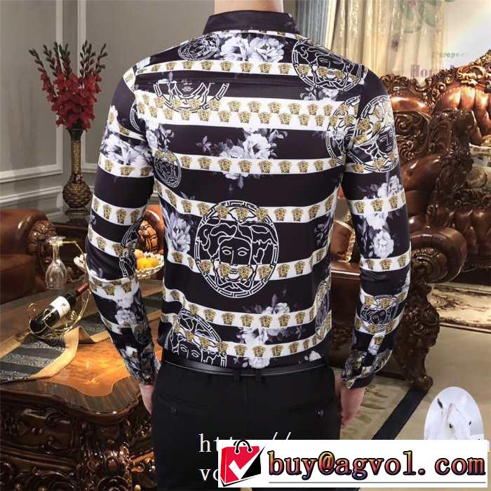 気になる2019年秋のファッション 大人かわいい秋冬コーデを楽しみ ヴェルサーチ VERSACE シャツ