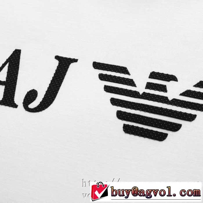 【2019秋冬】の注目トレンド アルマーニ ARMANI 長袖Tシャツ 3色可選 お洒落で秋冬注目トレンド