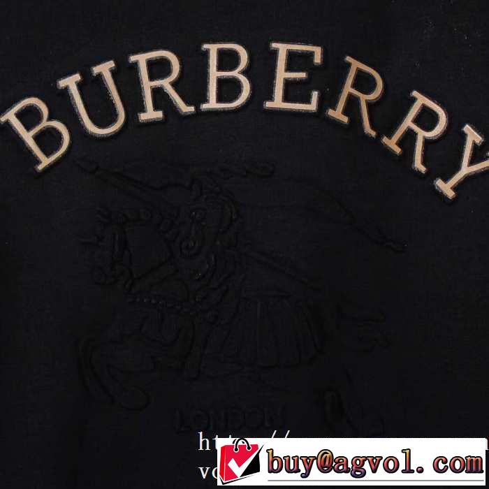 人気ファッション雑誌でも掲載 2019秋冬トレンドアイテム バーバリー BURBERRY 長袖Tシャツ 2色可選