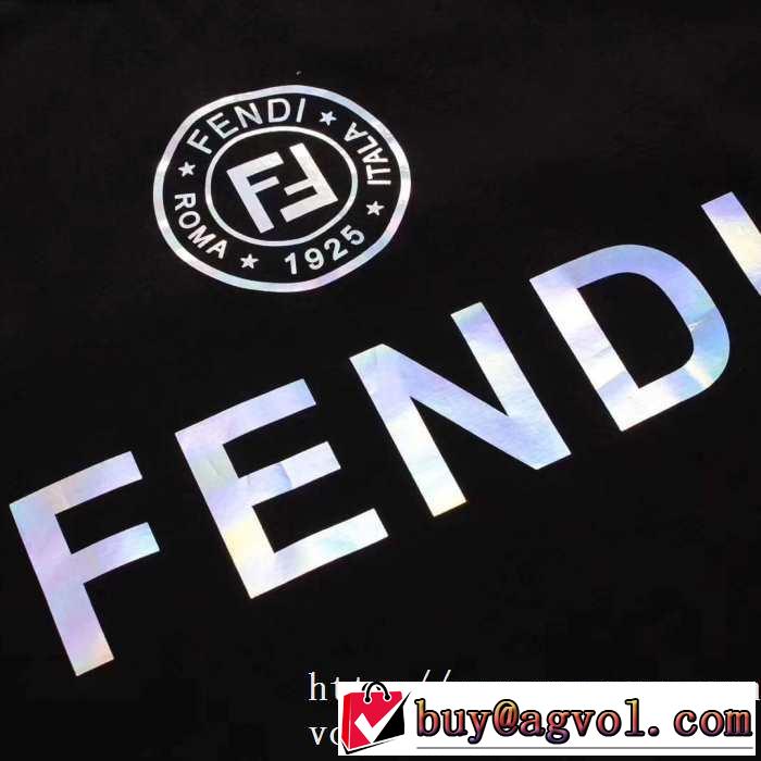 フェンディ FENDI 長袖Tシャツ 2色可選 【2019秋冬】の注目トレンド サイズのよさを感じる新作