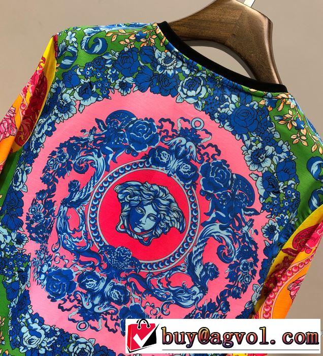 今季流行りの人気新作 【2019春夏】最新コレクション ヴェルサーチ VERSACE 長袖Tシャツ