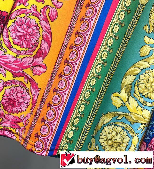 今季流行りの人気新作 【2019春夏】最新コレクション ヴェルサーチ VERSACE 長袖Tシャツ
