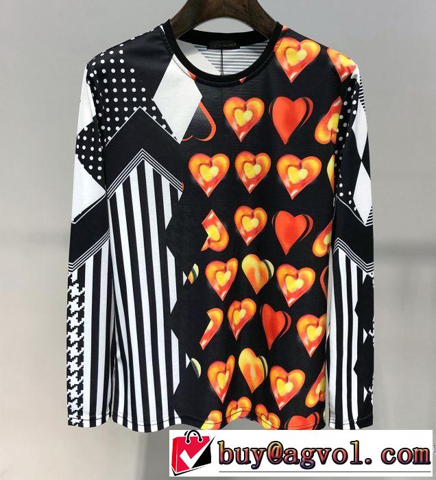 人気ストリートブランド新品 ヴェルサーチ VERSACE 長袖Tシャツ 2019年春夏シーズンの人気