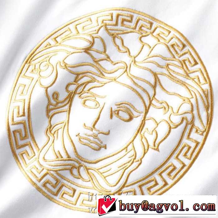 2019秋冬最重要アイテム ヴェルサーチ VERSACE 長袖Tシャツ 2色可選 おしゃれでおすすめ今季トレンド