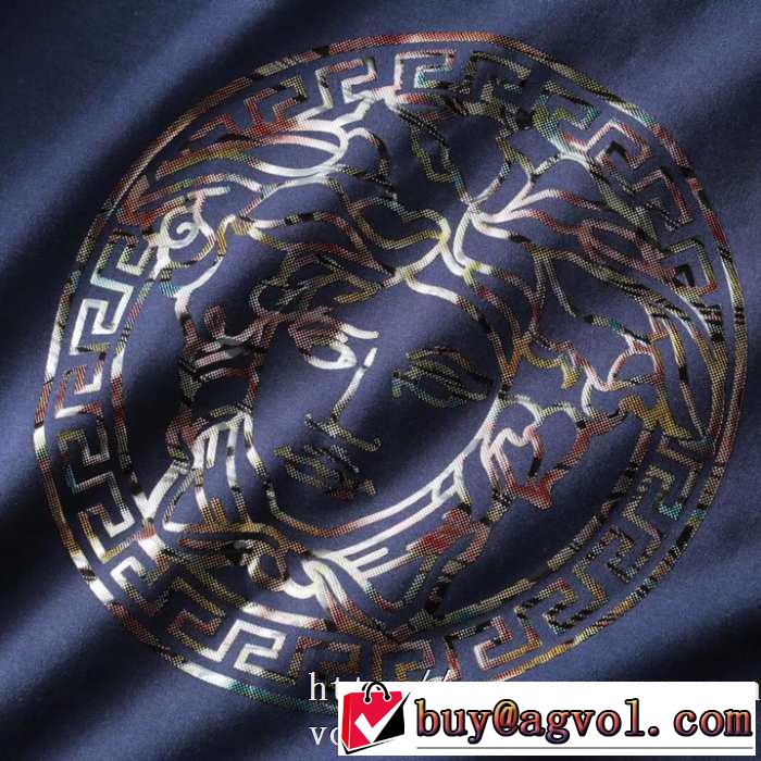 更にトレンドが急上昇中 2019秋冬トレンド押さえておきたい ヴェルサーチ VERSACE 長袖Tシャツ 3色可選