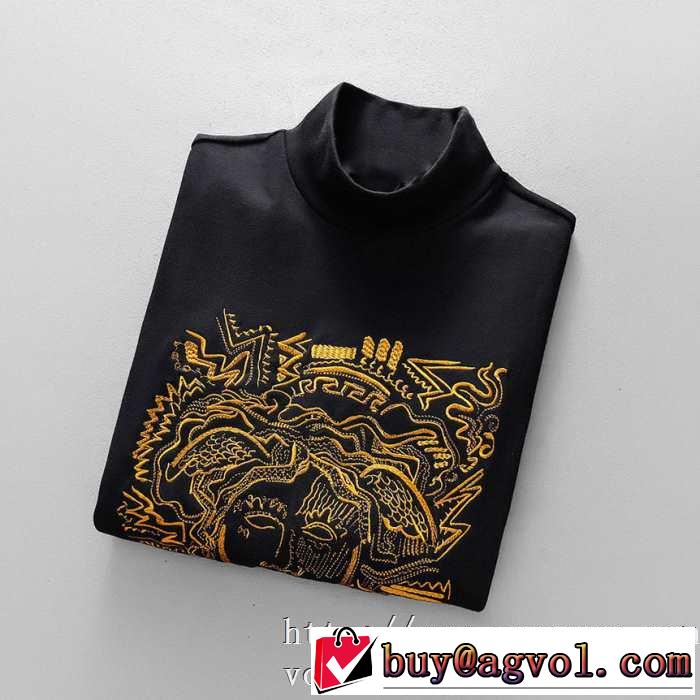 長袖Tシャツ ヴェルサーチ VERSACE 【2019秋冬】今きてる最先端ブランド 着心地もなめらかで快適