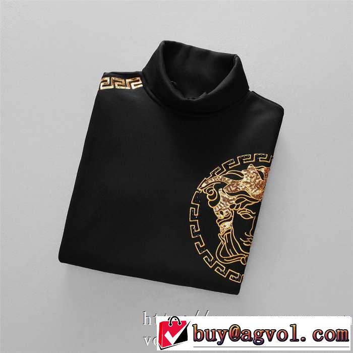 ヴェルサーチ VERSACE 長袖Tシャツ 絶対おさえるべきカラーと最新 2019秋冬トレンドアイテム