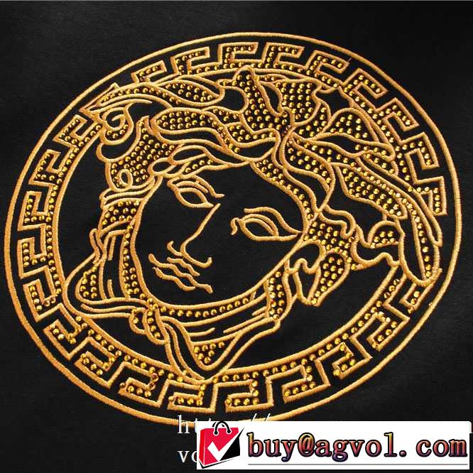 ヴェルサーチ VERSACE 長袖Tシャツ 【2019秋冬】今きてる最先端ブランド 今年注目な新品セール
