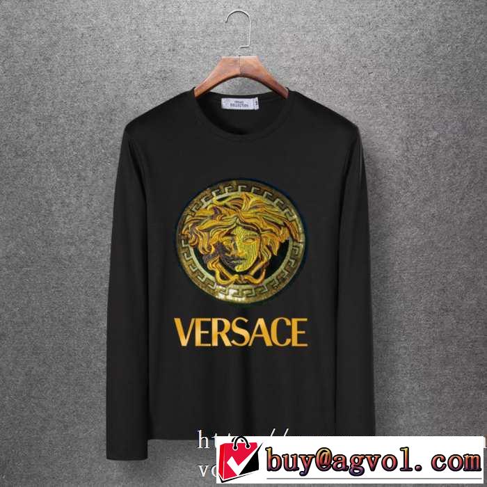 ヴェルサーチ VERSACE 長袖Tシャツ 4色可選 秋トレンドの新定番 【最新】2019年秋冬のトレンド速報