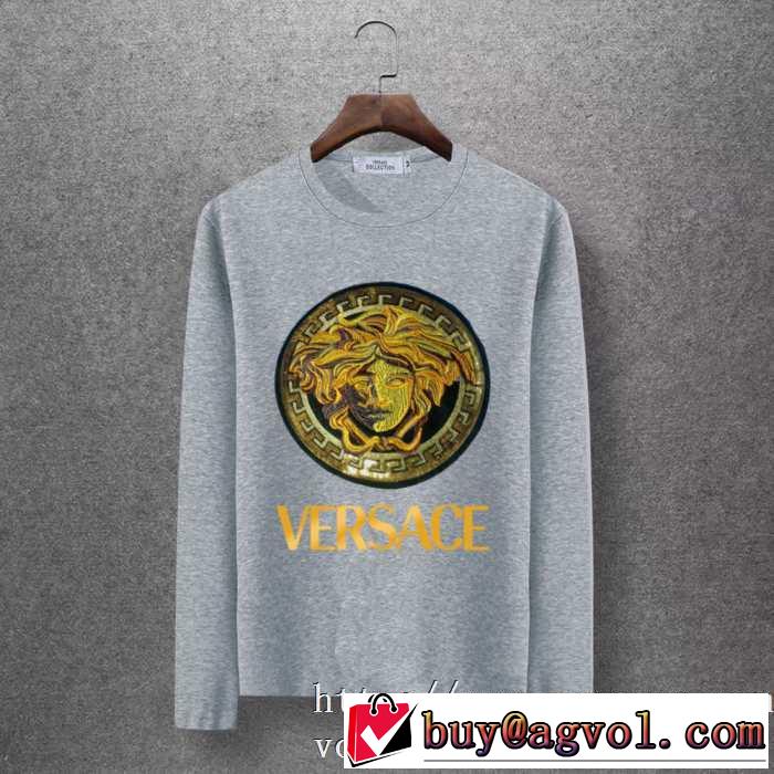 ヴェルサーチ VERSACE 長袖Tシャツ 4色可選 秋トレンドの新定番 【最新】2019年秋冬のトレンド速報