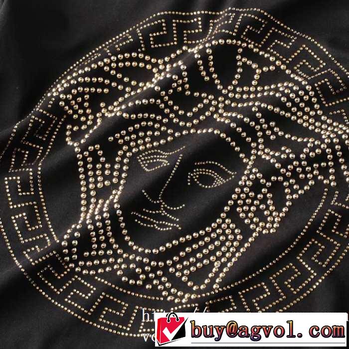 長袖Tシャツ 2色可選 ヴェルサーチ VERSACE 秋こそ楽しめるアイテム 2019トレンド秋冬おすすめ安い