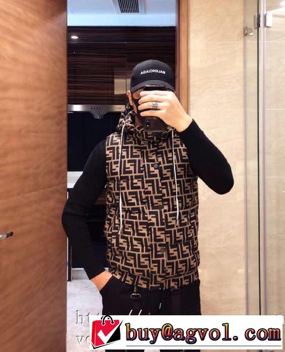 先取り 2019/2020秋冬ファッション ダウンジャケット最新作おすすめしたい秋冬  メンズ フェンディ FENDI 寒い季節トレンド上品