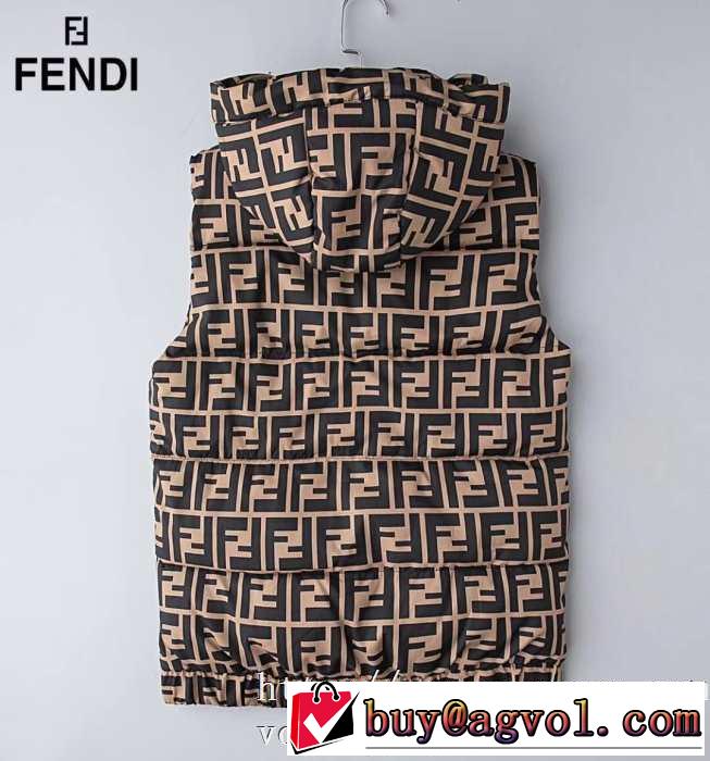 2019?2020秋冬流行色紹介 ダウンジャケット メンズ 最新秋冬トレンドをチェック フェンディ FENDI 秋冬流行りファション