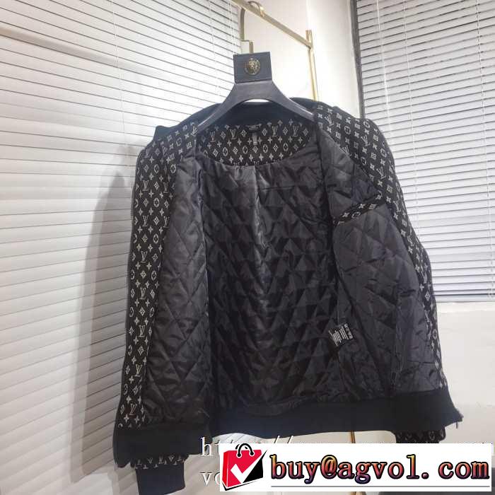 LOUIS VUITTON 秋冬に大注目のカラー  ルイ ヴィトン  もちろん相性抜群 メンズ ダウンジャケット 速報！2019年秋ファッショントレンド