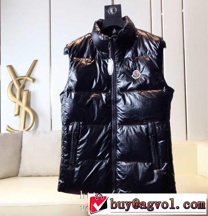 秋冬コーデと相性がいい モンクレール MONCLER 2019トレンド秋冬おすすめ安い メンズ ダウンジャケット おしゃれなファッションコーデ