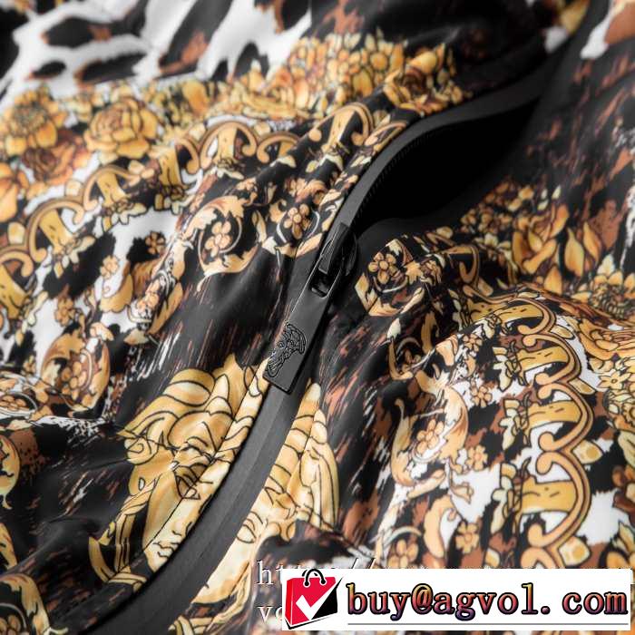 今年注目な新品セール ヴェルサーチVERSACE 2019秋冬最重要アイテム メンズ ダウンジャケット ファッション上級者向け