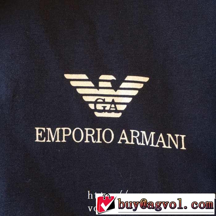 おしゃれ感度が高い秋冬トレンド 2019-2020秋冬のファッション アルマーニ ARMANI 上下セット