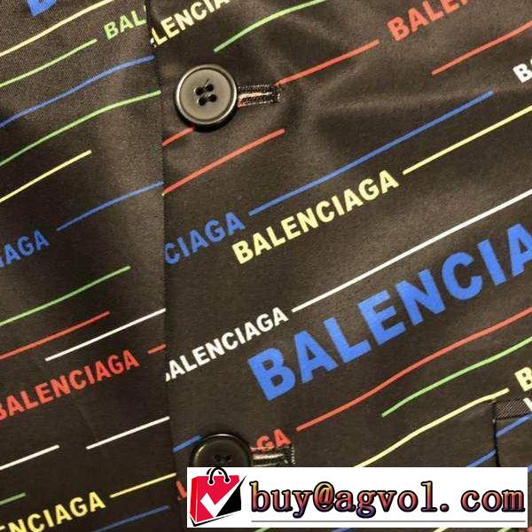 大人の可愛さを引き立て 2019年春夏流行ファッション バレンシアガ BALENCIAGA スーツ レジャー